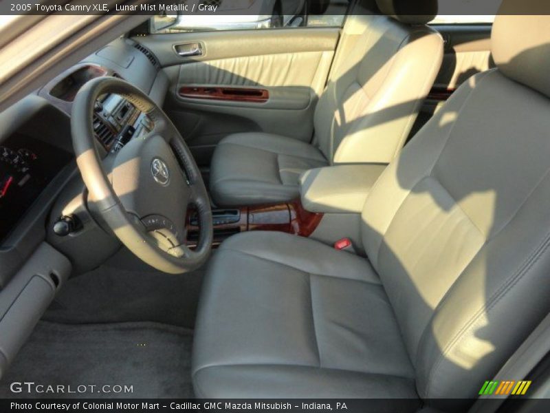 Lunar Mist Metallic / Gray 2005 Toyota Camry XLE