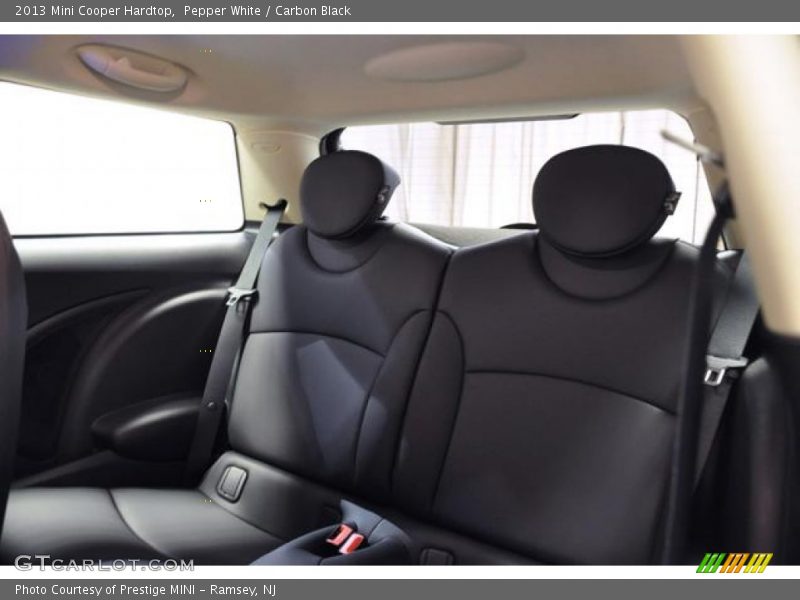 Pepper White / Carbon Black 2013 Mini Cooper Hardtop