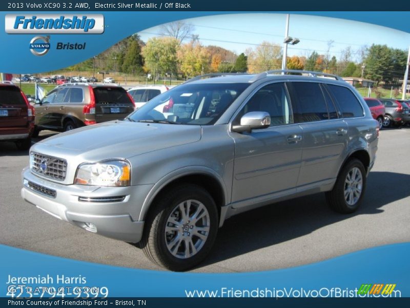 Electric Silver Metallic / Off Black 2013 Volvo XC90 3.2 AWD