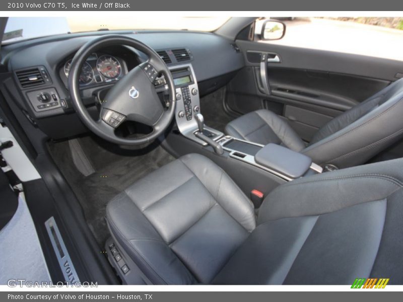 Ice White / Off Black 2010 Volvo C70 T5