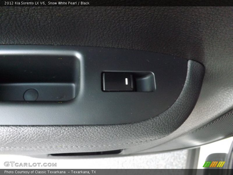 Snow White Pearl / Black 2012 Kia Sorento LX V6
