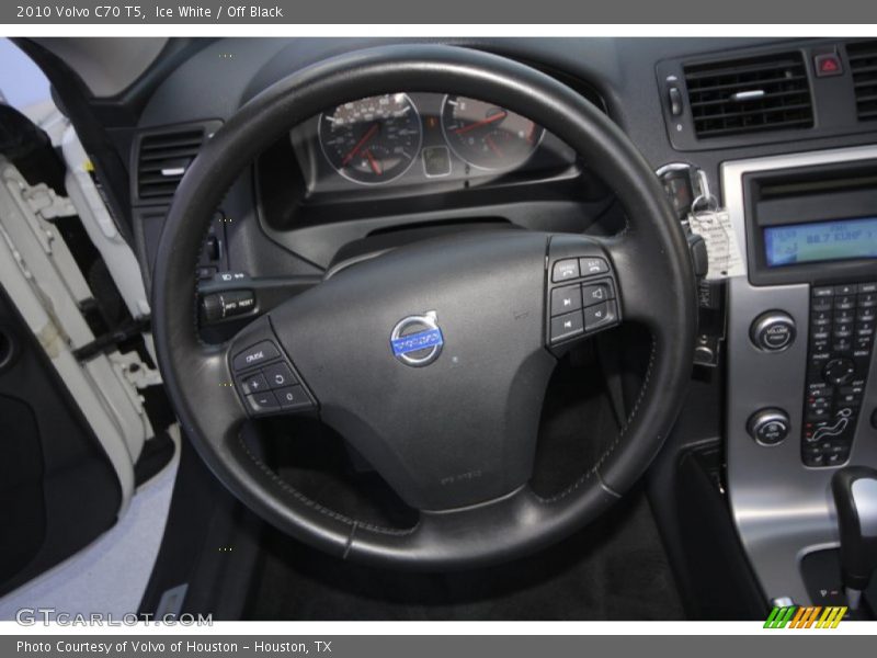Ice White / Off Black 2010 Volvo C70 T5