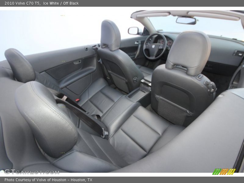 Ice White / Off Black 2010 Volvo C70 T5