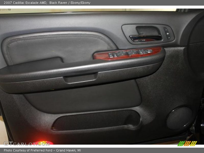 Black Raven / Ebony/Ebony 2007 Cadillac Escalade AWD