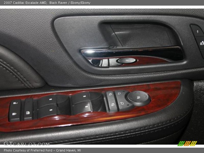 Black Raven / Ebony/Ebony 2007 Cadillac Escalade AWD