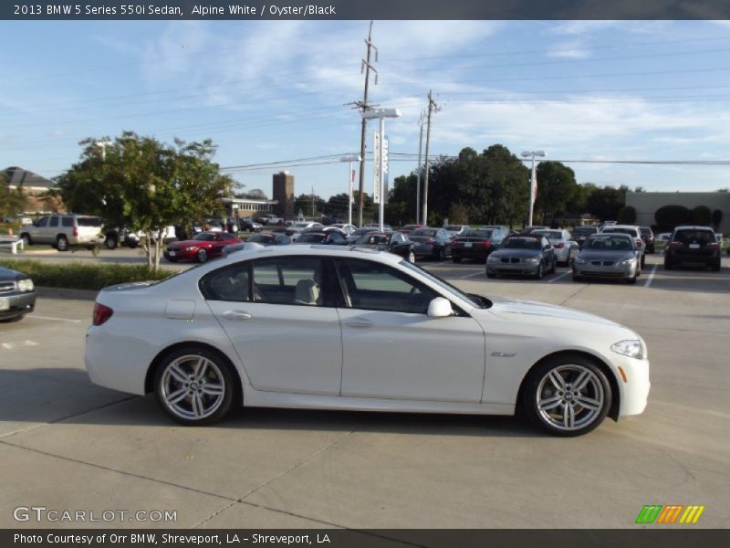 Alpine White / Oyster/Black 2013 BMW 5 Series 550i Sedan