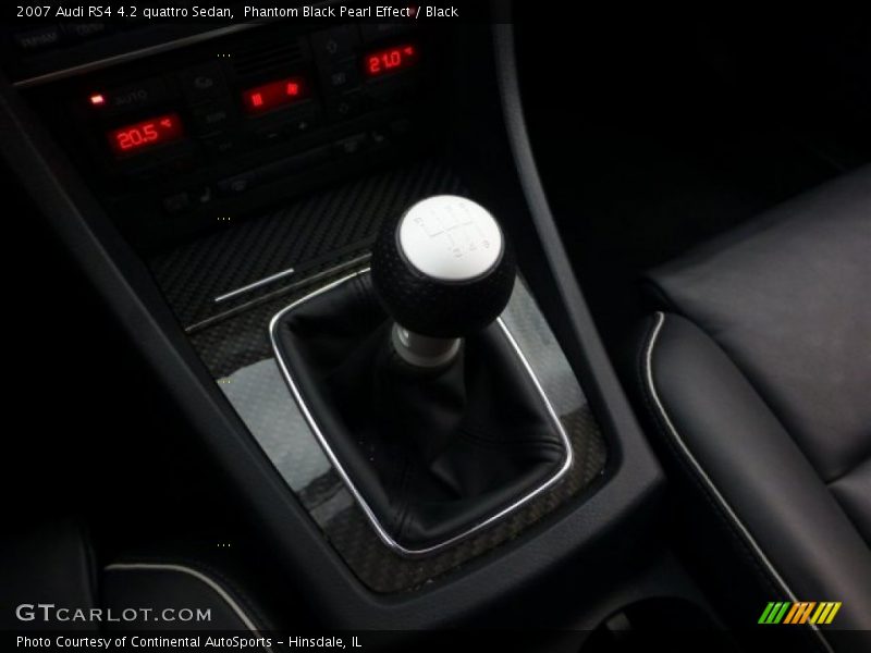  2007 RS4 4.2 quattro Sedan 6 Speed Manual Shifter