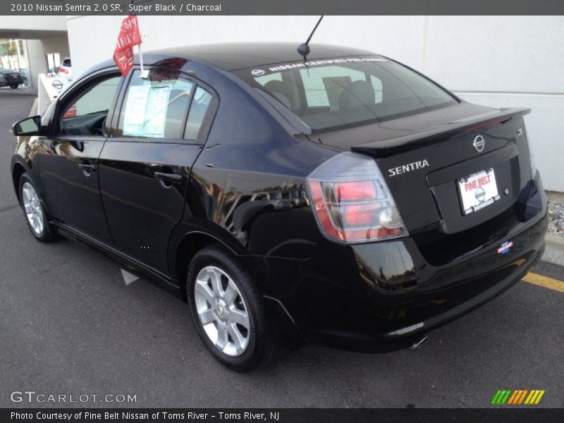Super Black / Charcoal 2010 Nissan Sentra 2.0 SR