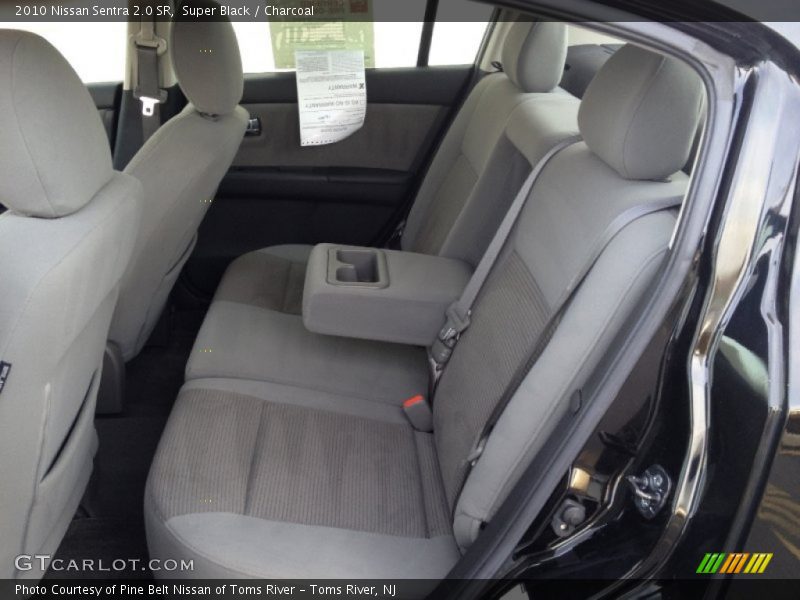 Super Black / Charcoal 2010 Nissan Sentra 2.0 SR
