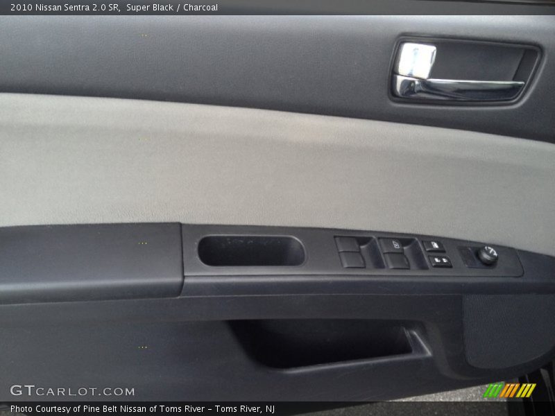 Super Black / Charcoal 2010 Nissan Sentra 2.0 SR