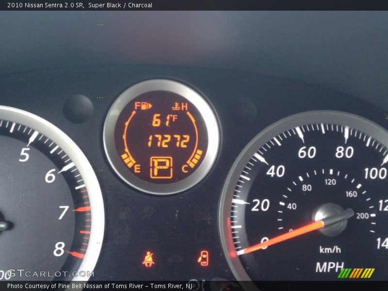 Super Black / Charcoal 2010 Nissan Sentra 2.0 SR