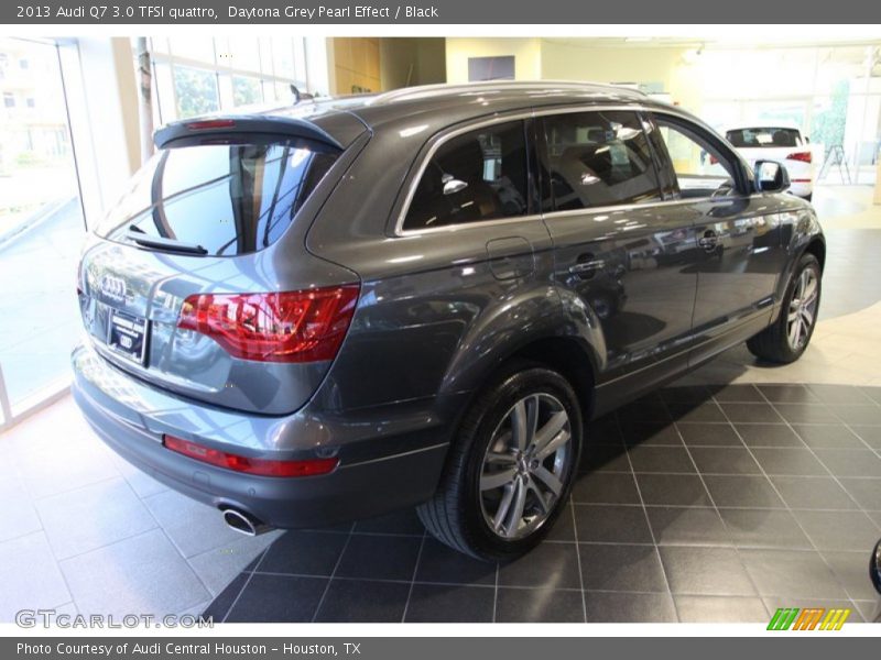 Daytona Grey Pearl Effect / Black 2013 Audi Q7 3.0 TFSI quattro