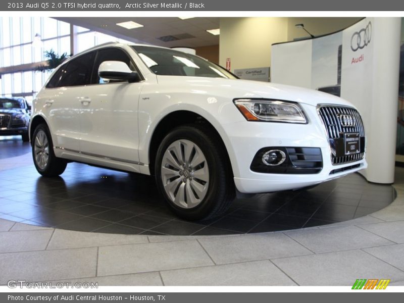 Arctic Silver Metallic / Black 2013 Audi Q5 2.0 TFSI hybrid quattro