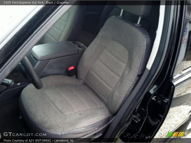 Black / Graphite 2005 Ford Explorer XLS 4x4