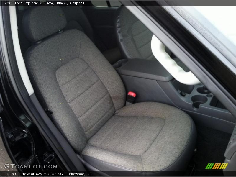 Black / Graphite 2005 Ford Explorer XLS 4x4