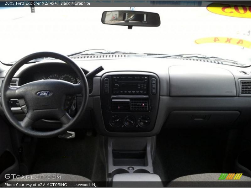 Black / Graphite 2005 Ford Explorer XLS 4x4