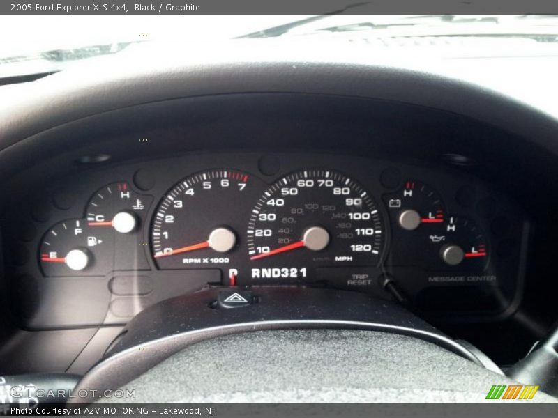 Black / Graphite 2005 Ford Explorer XLS 4x4
