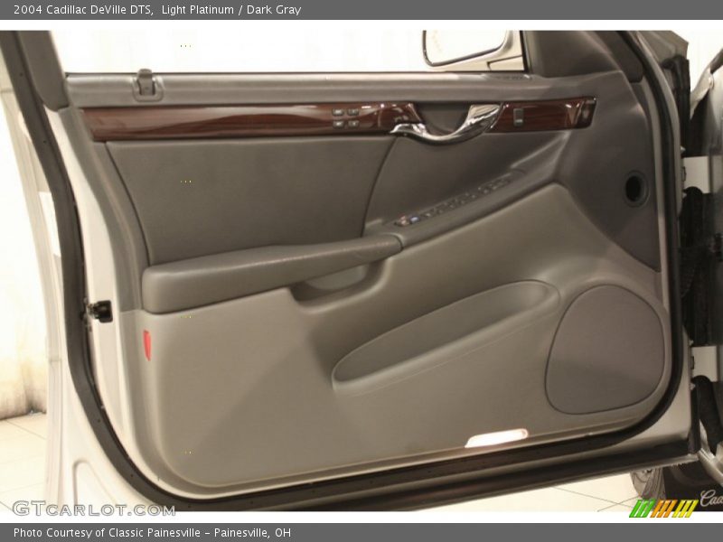 Light Platinum / Dark Gray 2004 Cadillac DeVille DTS
