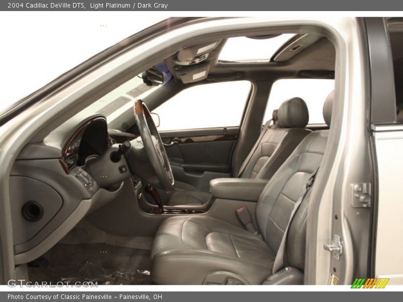 Light Platinum / Dark Gray 2004 Cadillac DeVille DTS