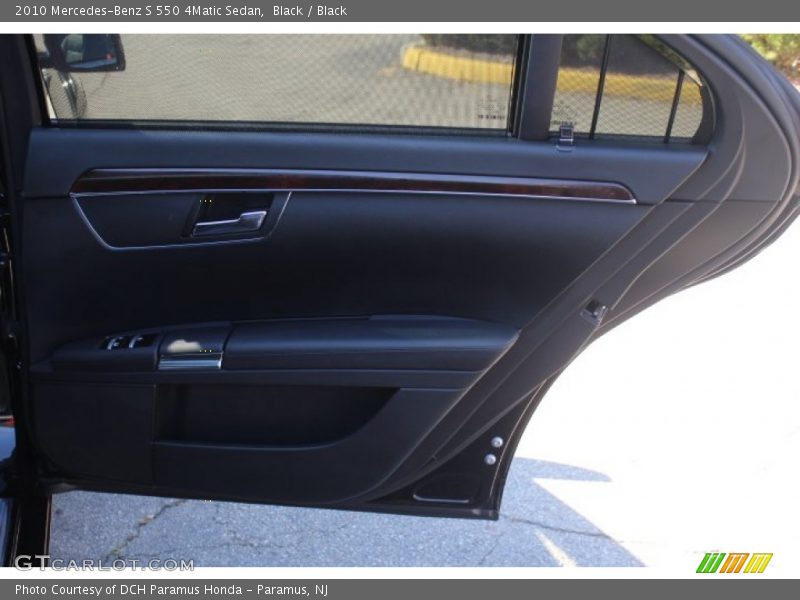 Black / Black 2010 Mercedes-Benz S 550 4Matic Sedan