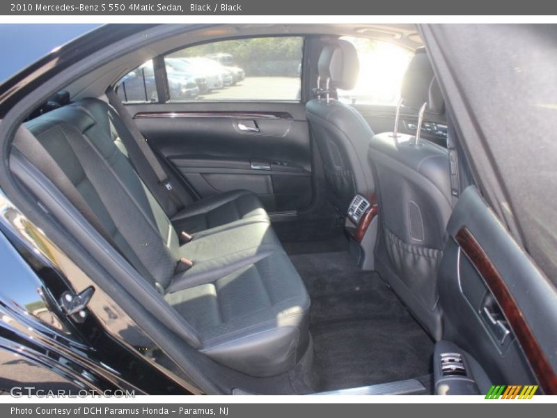 Black / Black 2010 Mercedes-Benz S 550 4Matic Sedan