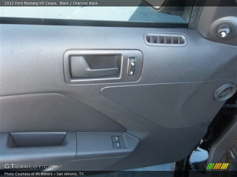 Black / Charcoal Black 2013 Ford Mustang V6 Coupe