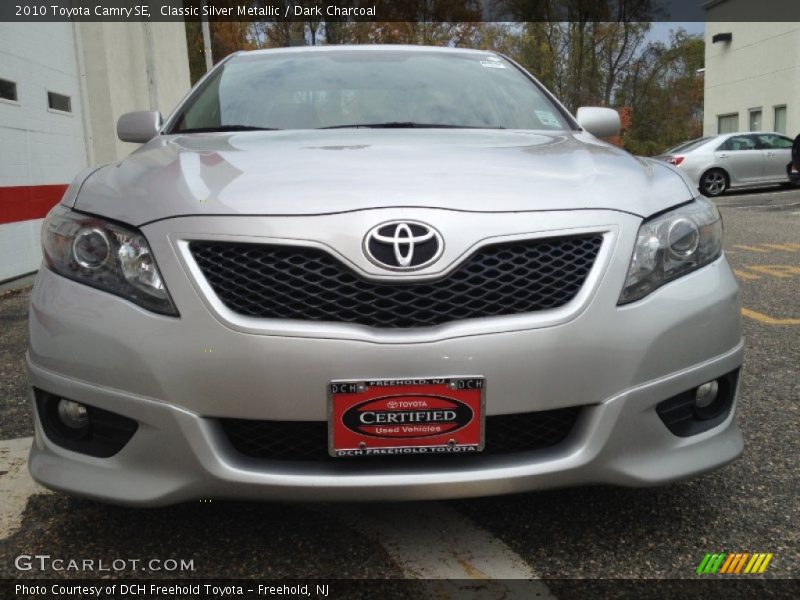 Classic Silver Metallic / Dark Charcoal 2010 Toyota Camry SE