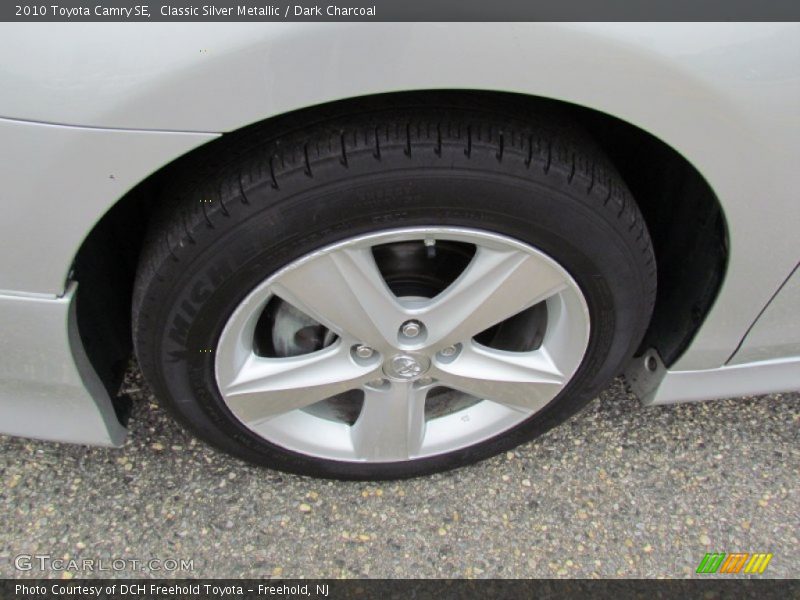 Classic Silver Metallic / Dark Charcoal 2010 Toyota Camry SE