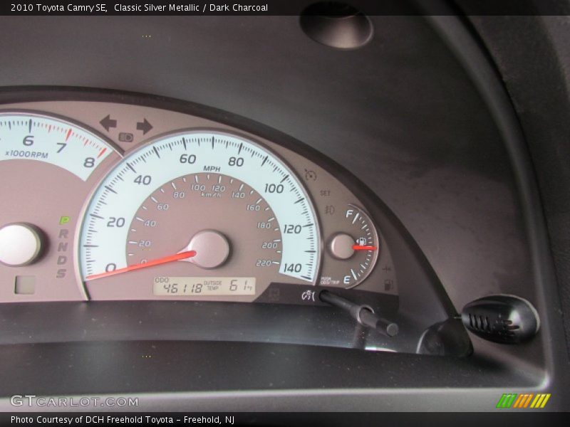 Classic Silver Metallic / Dark Charcoal 2010 Toyota Camry SE
