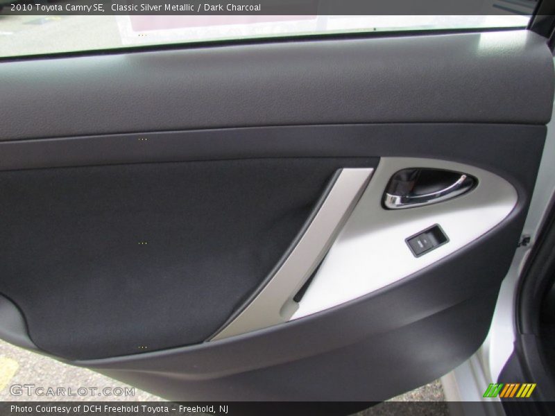 Classic Silver Metallic / Dark Charcoal 2010 Toyota Camry SE