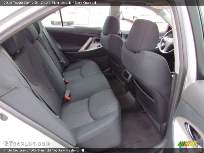 Classic Silver Metallic / Dark Charcoal 2010 Toyota Camry SE