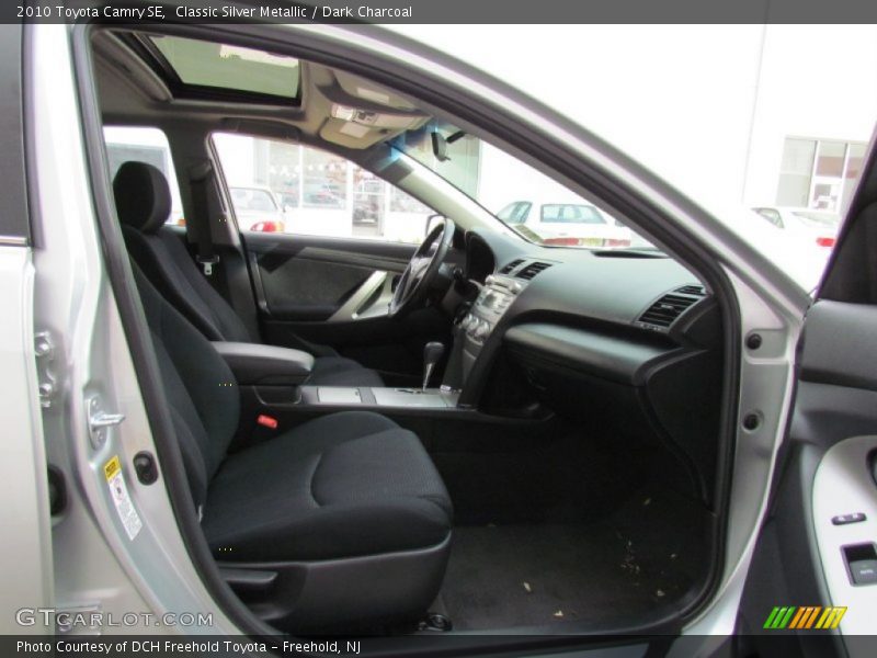 Classic Silver Metallic / Dark Charcoal 2010 Toyota Camry SE