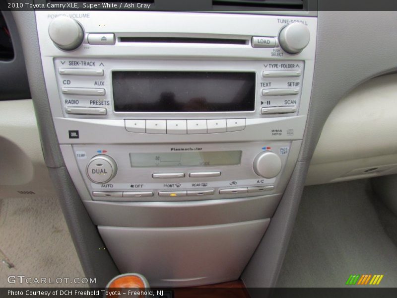 Super White / Ash Gray 2010 Toyota Camry XLE
