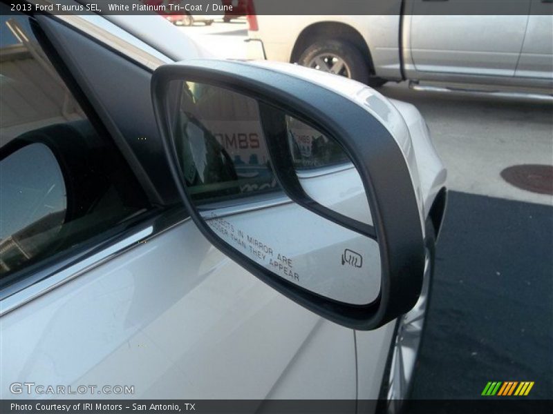 White Platinum Tri-Coat / Dune 2013 Ford Taurus SEL