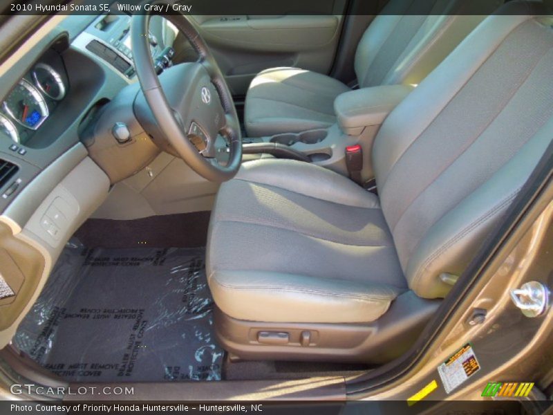 Willow Gray / Gray 2010 Hyundai Sonata SE