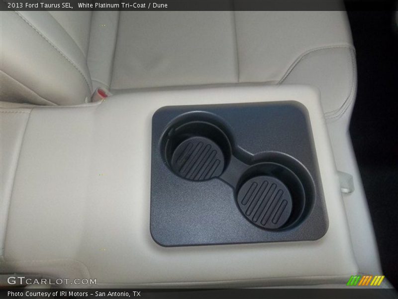 White Platinum Tri-Coat / Dune 2013 Ford Taurus SEL