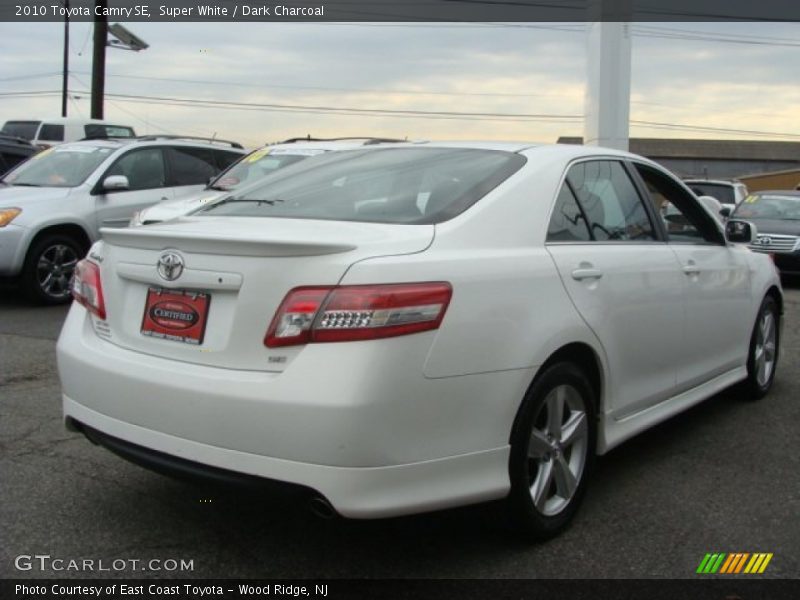 Super White / Dark Charcoal 2010 Toyota Camry SE