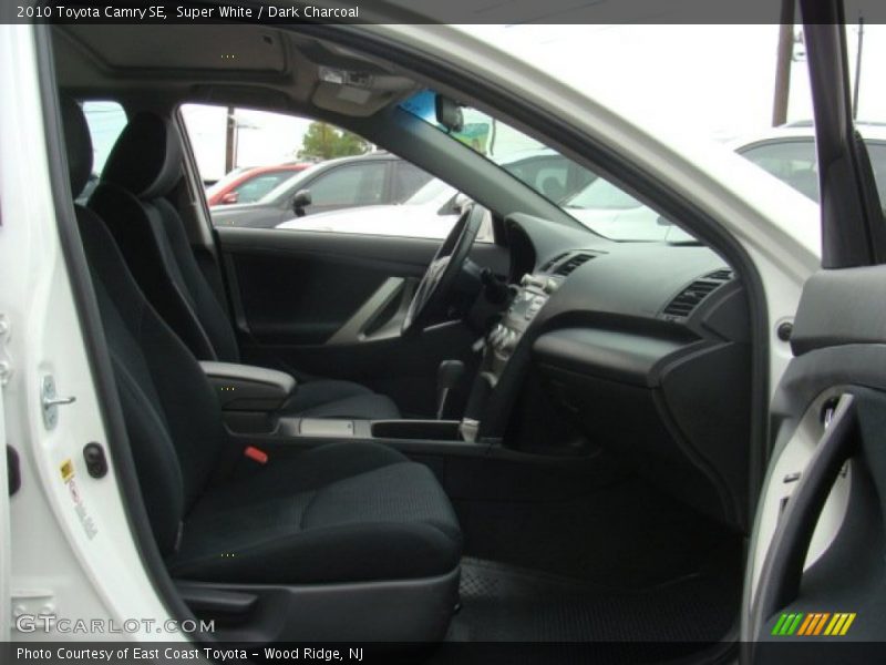 Super White / Dark Charcoal 2010 Toyota Camry SE