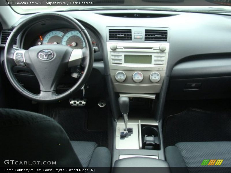 Super White / Dark Charcoal 2010 Toyota Camry SE