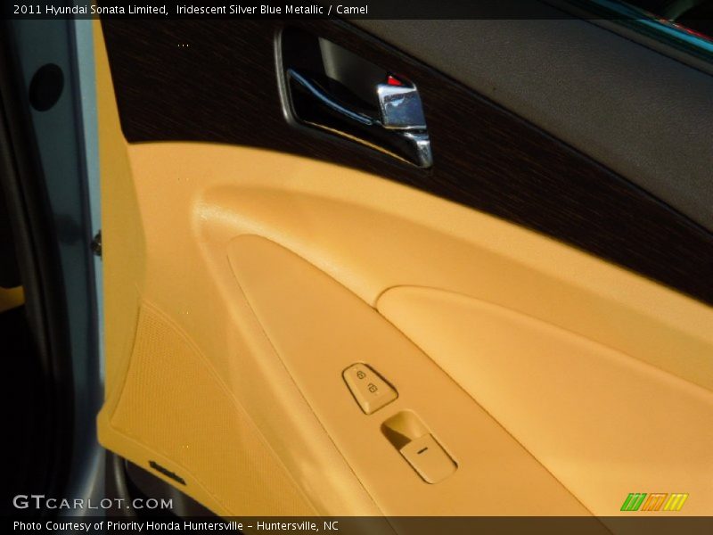 Iridescent Silver Blue Metallic / Camel 2011 Hyundai Sonata Limited