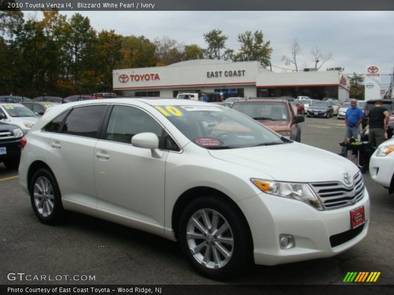 Blizzard White Pearl / Ivory 2010 Toyota Venza I4