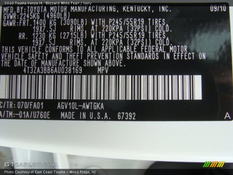 Blizzard White Pearl / Ivory 2010 Toyota Venza I4