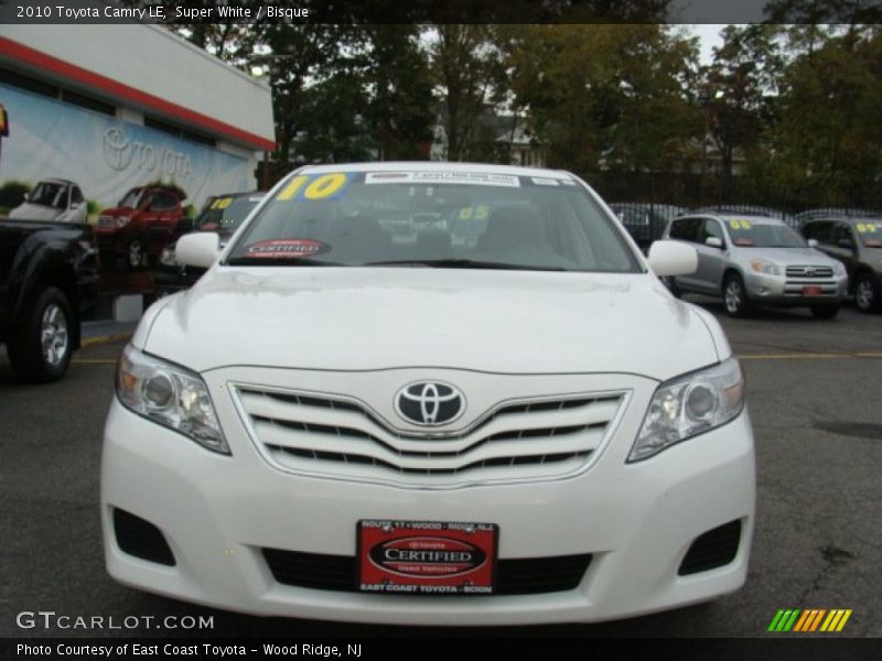 Super White / Bisque 2010 Toyota Camry LE