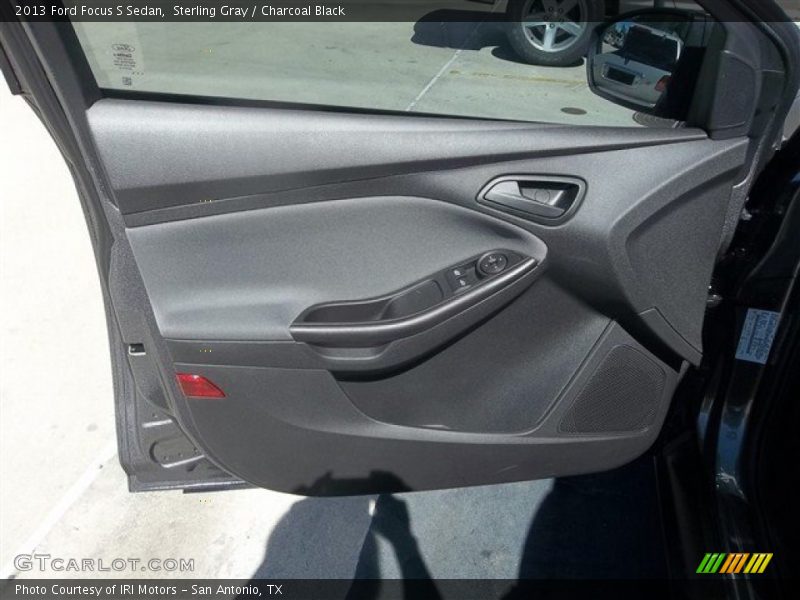 Sterling Gray / Charcoal Black 2013 Ford Focus S Sedan