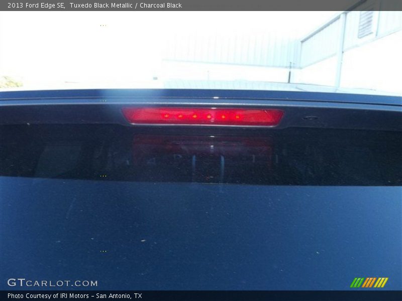 Tuxedo Black Metallic / Charcoal Black 2013 Ford Edge SE