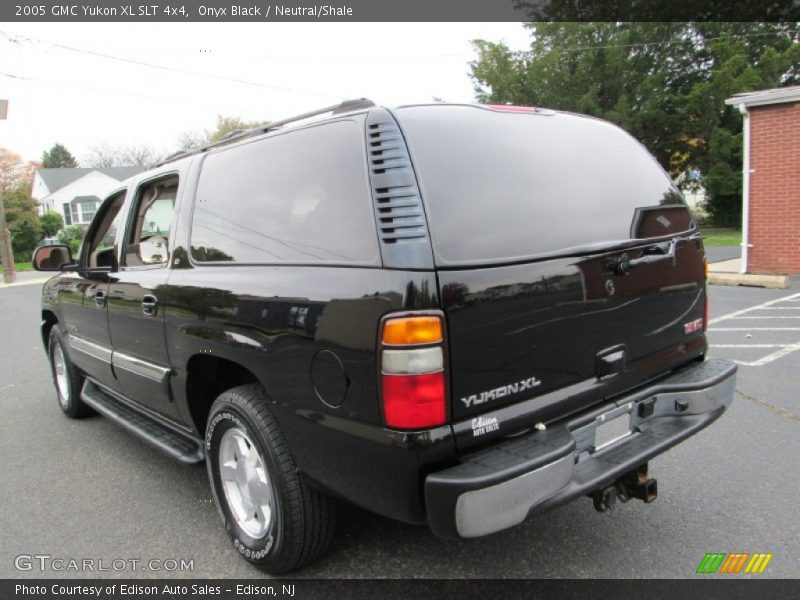 Onyx Black / Neutral/Shale 2005 GMC Yukon XL SLT 4x4