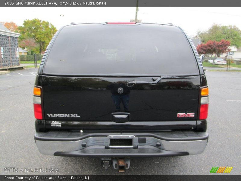 Onyx Black / Neutral/Shale 2005 GMC Yukon XL SLT 4x4