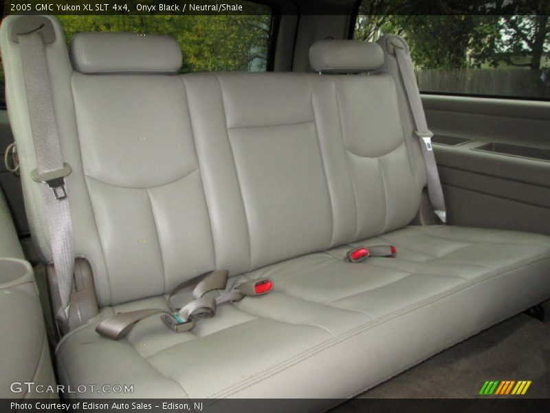 Onyx Black / Neutral/Shale 2005 GMC Yukon XL SLT 4x4