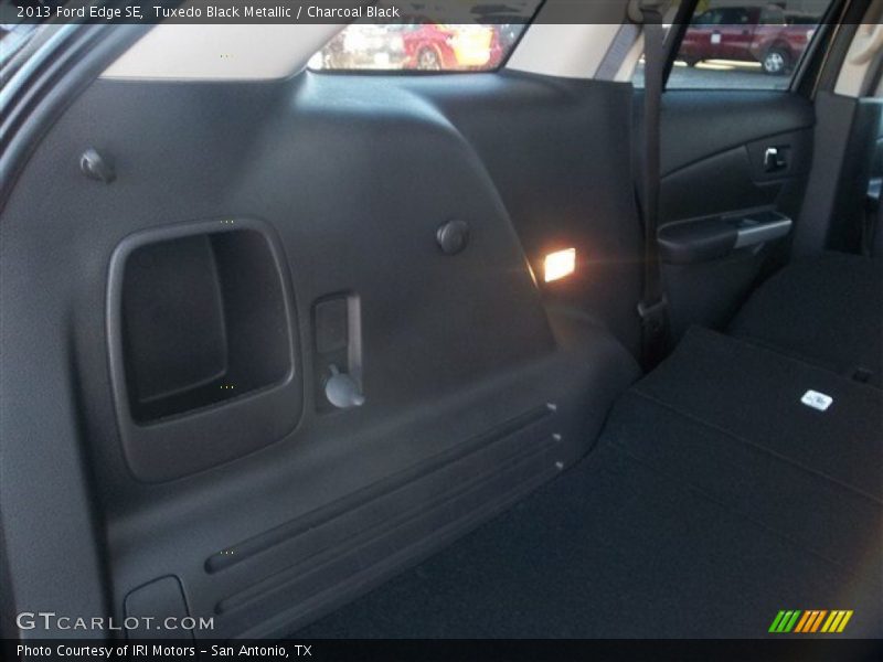 Tuxedo Black Metallic / Charcoal Black 2013 Ford Edge SE