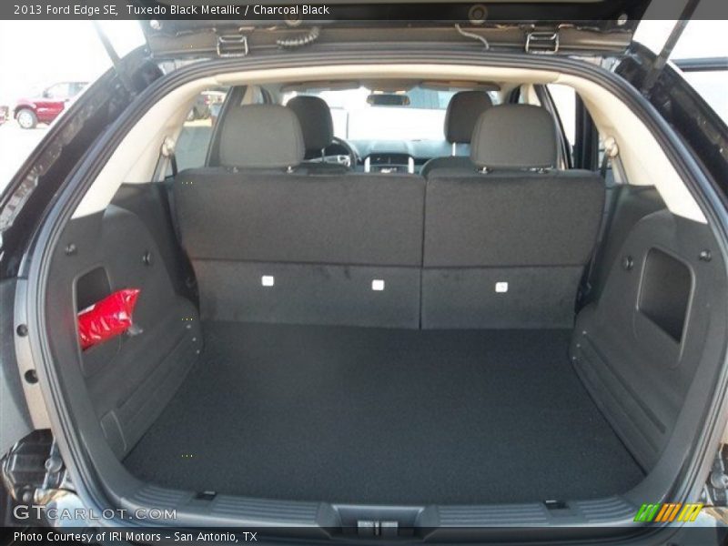 Tuxedo Black Metallic / Charcoal Black 2013 Ford Edge SE